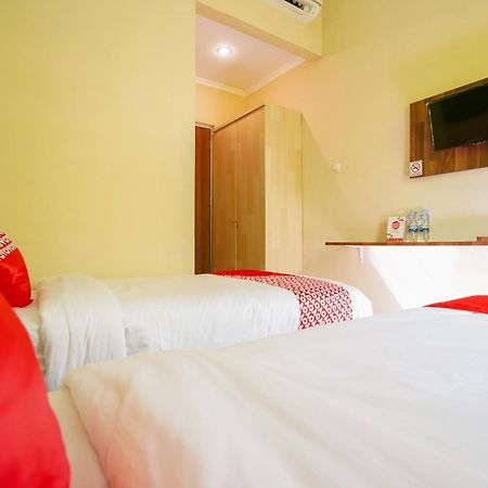 Hotel O Surabaya Near Surabaya Town Square Formerly Kupang Gunung Residence Экстерьер фото