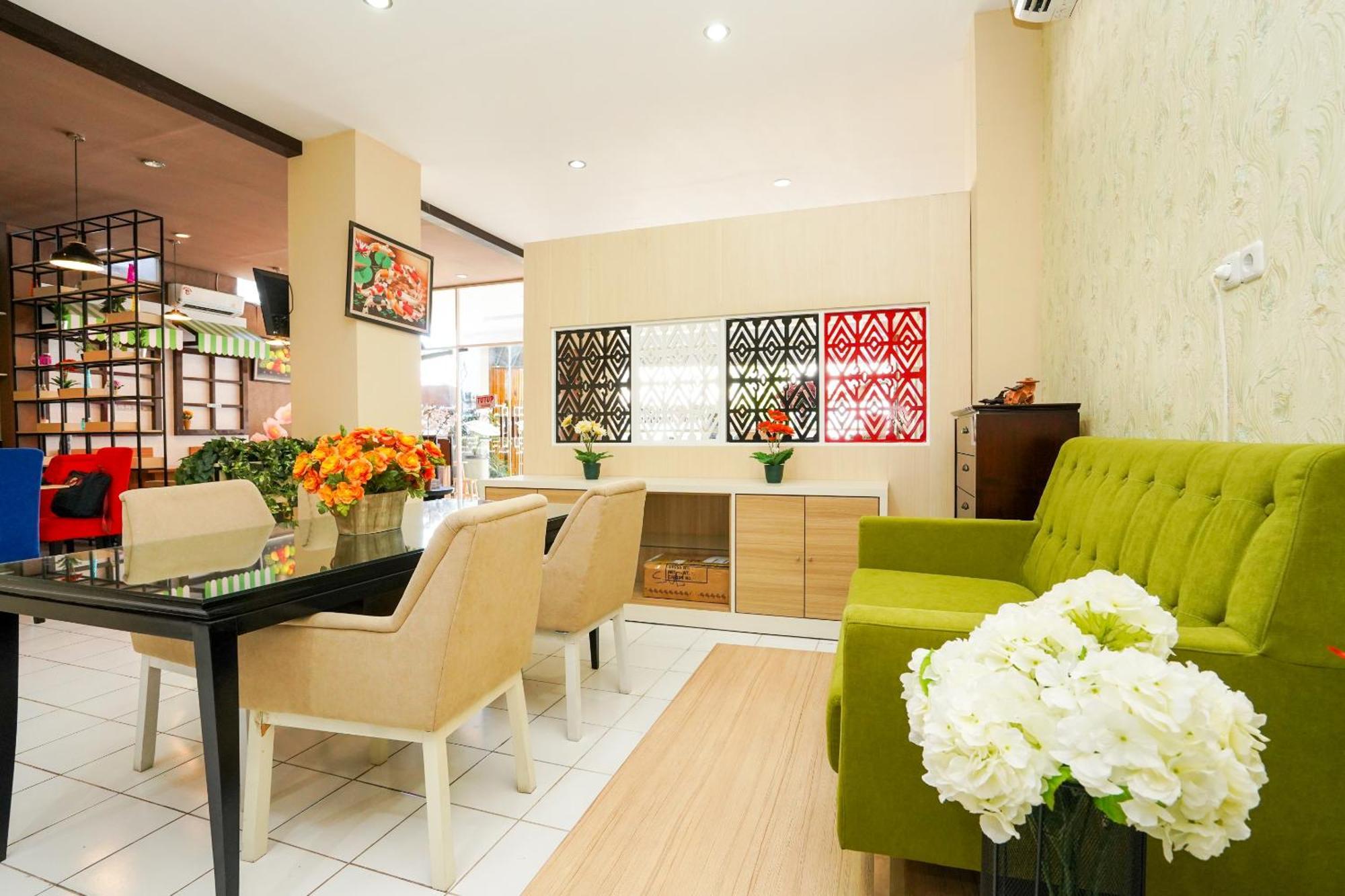 Hotel O Surabaya Near Surabaya Town Square Formerly Kupang Gunung Residence Экстерьер фото
