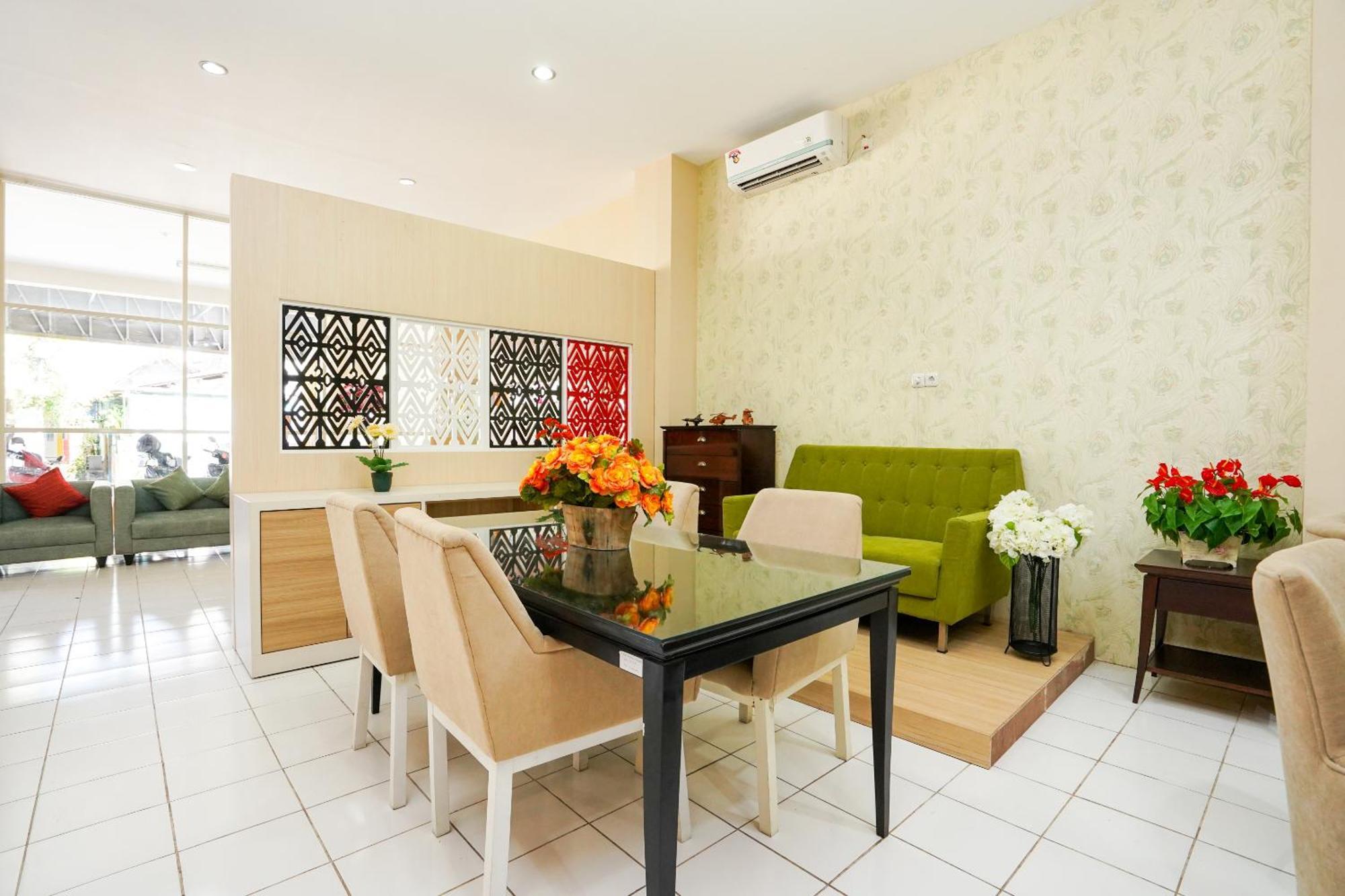 Hotel O Surabaya Near Surabaya Town Square Formerly Kupang Gunung Residence Экстерьер фото