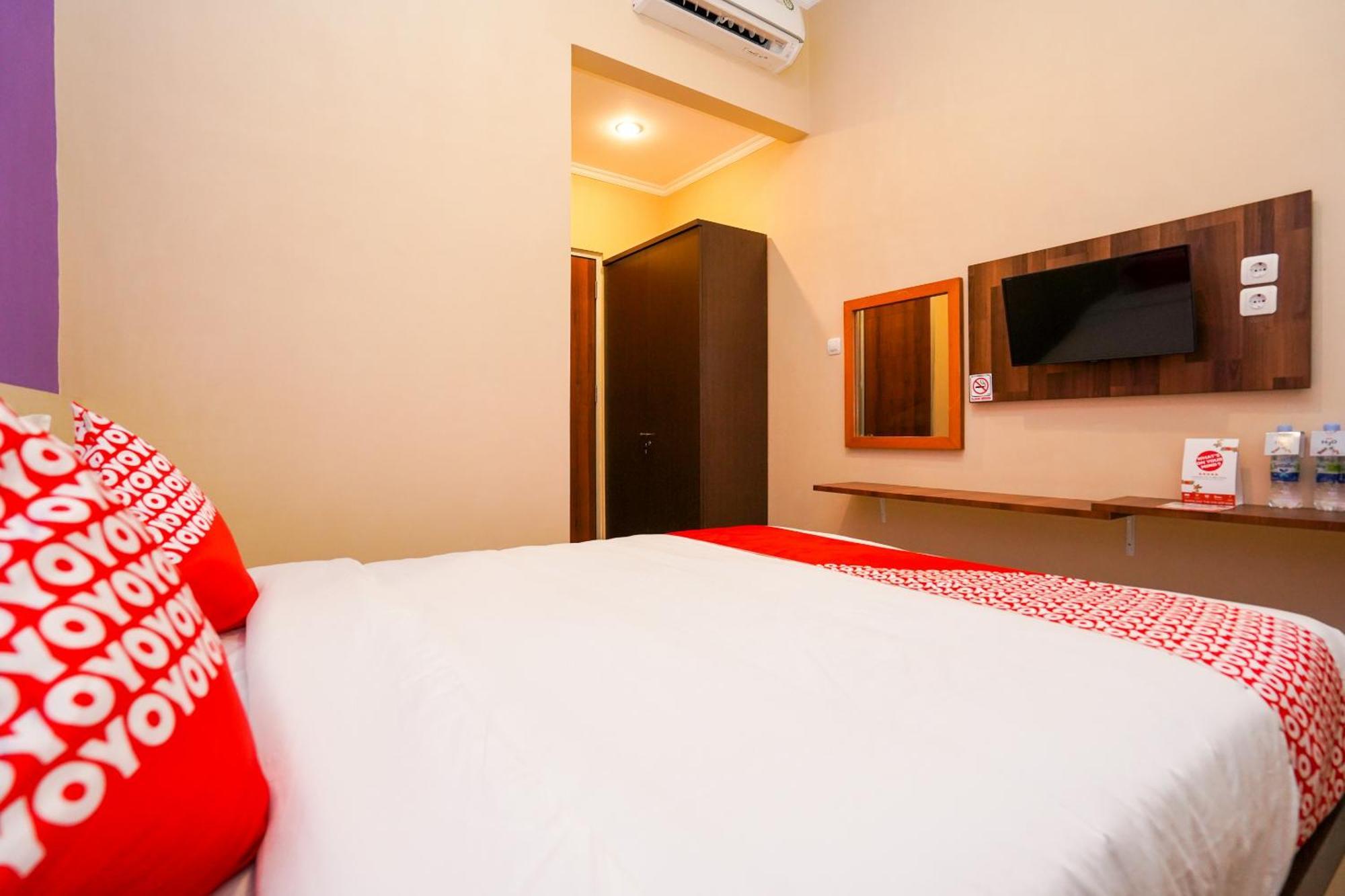 Hotel O Surabaya Near Surabaya Town Square Formerly Kupang Gunung Residence Экстерьер фото