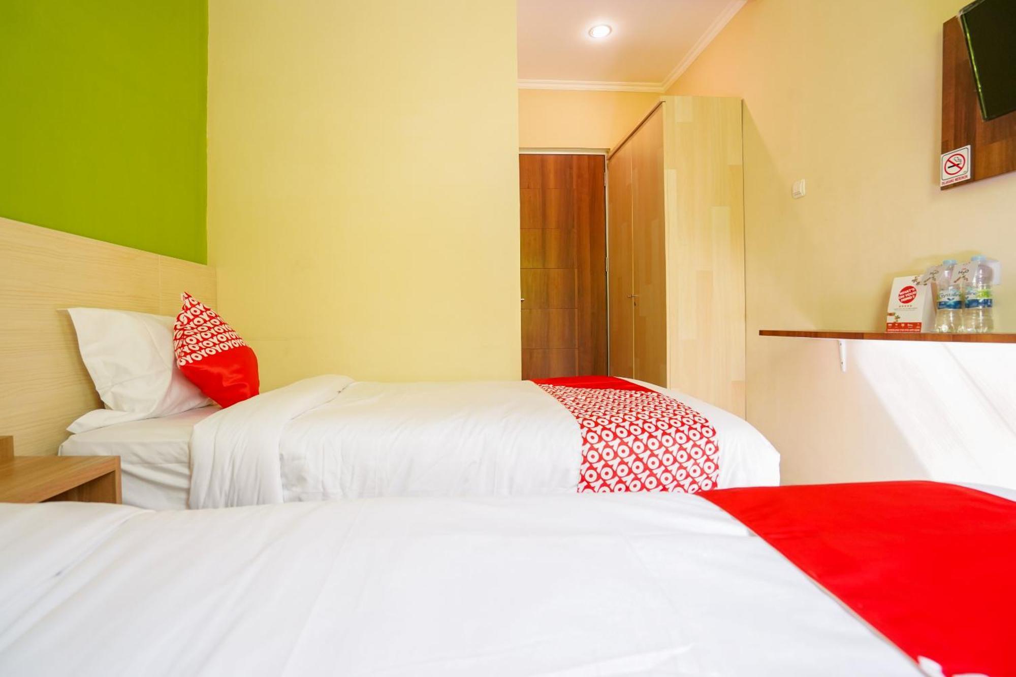 Hotel O Surabaya Near Surabaya Town Square Formerly Kupang Gunung Residence Экстерьер фото
